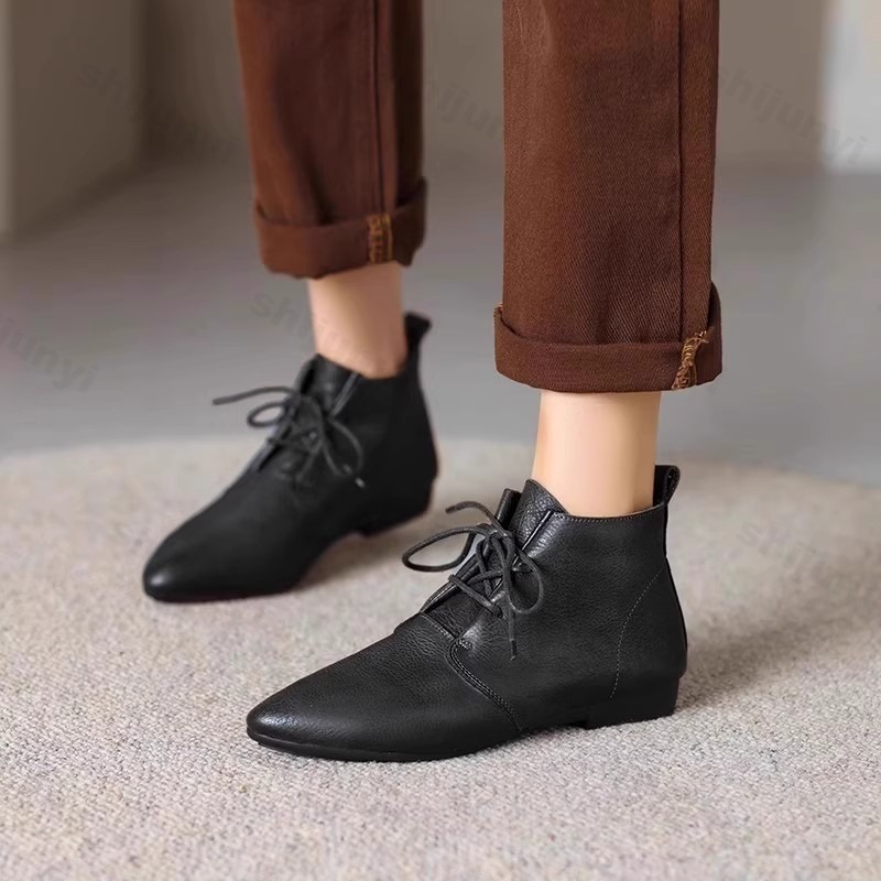 Women'S Fashion Trends Autumn 2025 - Mulheres botas curtas 2025 couro novas