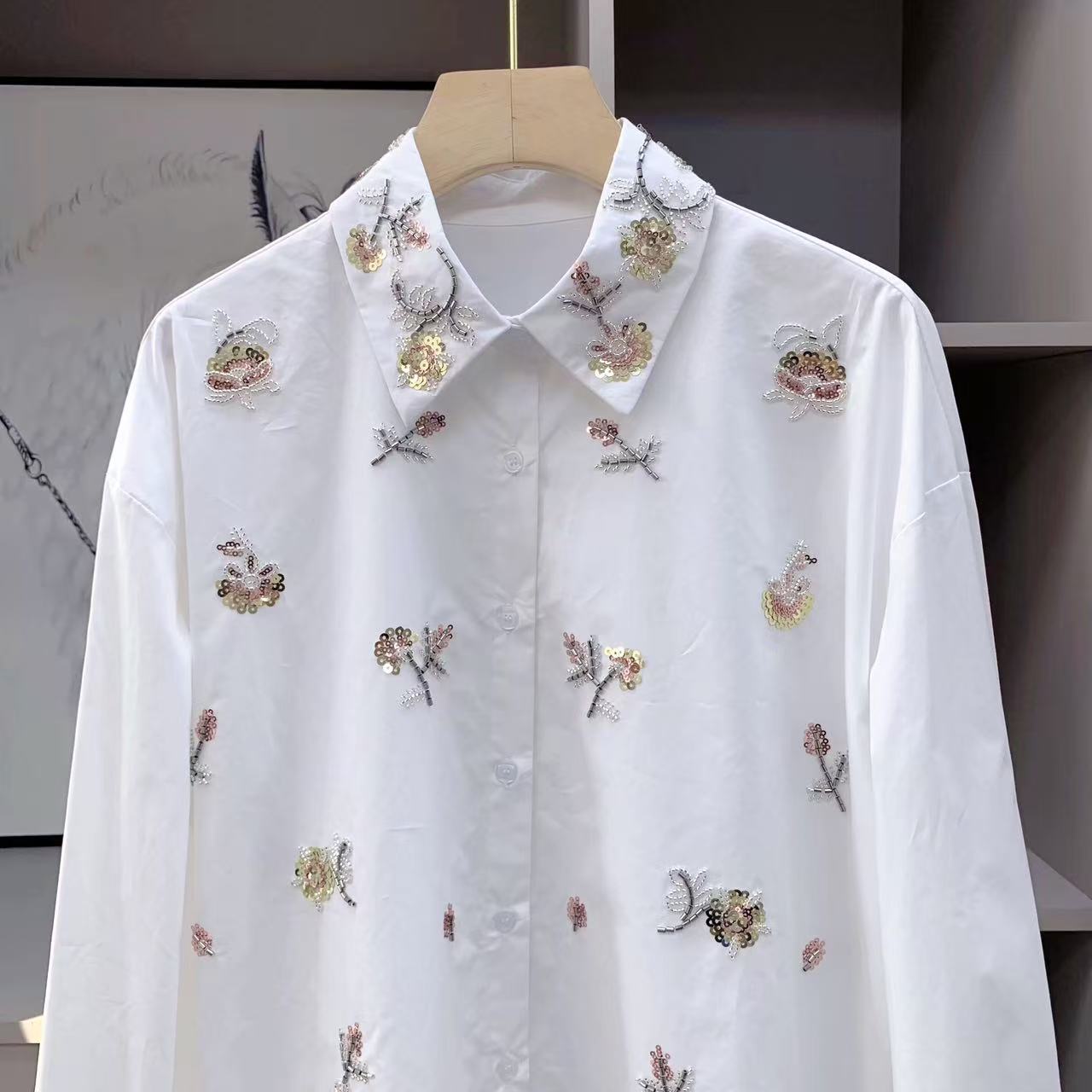 Blusas de Algodão com Bordado  - Women'S Fashion Trends 2026 Spring Summer avaliação e preço
